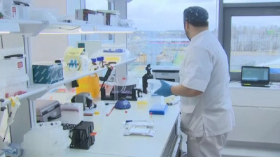 Больше 27 тысяч петербуржцев сдали тесты на COVID за последние сутки