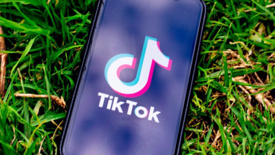 Вслед за популярными соцсетями перестал работать TikTok