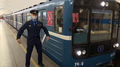 В погоне за трендами: театры, библиотеки и даже метро Петербурга уходят в TikTok