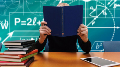 Учебный год в Петербурге завершится 22 мая