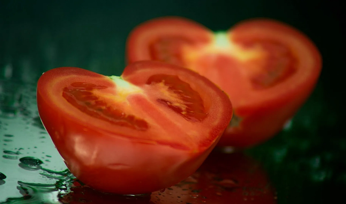 Диетолог рассказала, чем могут быть вредны помидоры - tvspb.ru