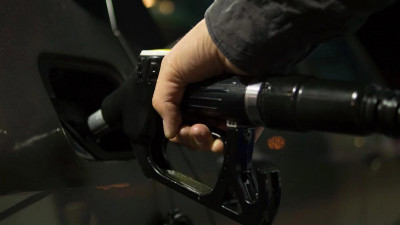 Министр энергетики пообещал сдержать цены на топливо в пределах инфляции