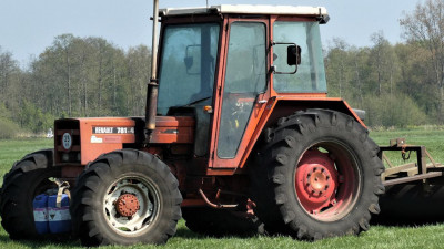 Тракторист автохозяйства ЖКС №1 заразился COVID-19 из-за нарушения сантребований в учреждении