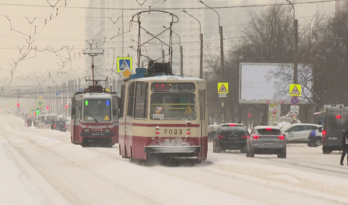 «Горэлектротранс» обновит трамвайный парк Петербурга до 2023 года - tvspb.ru