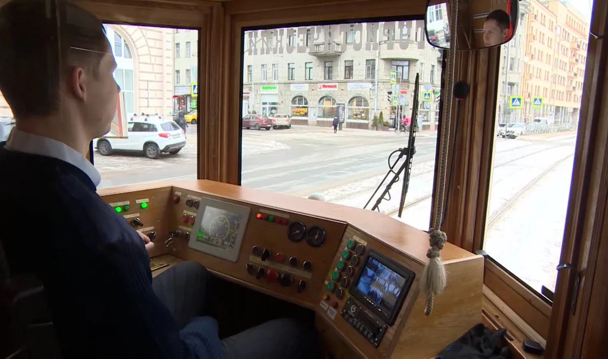 Подлинный блокадный трамвай выйдет на пути Васильевского острова в пятницу - tvspb.ru
