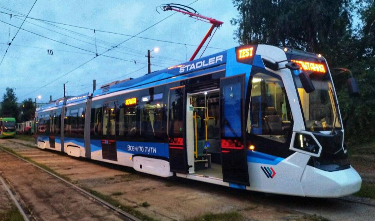 Петербуржцы испытают новый трамвай «Метелица» - tvspb.ru