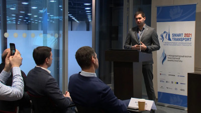 Проблемы использования беспилотников обсуждают в Петербурге на транспортном форуме