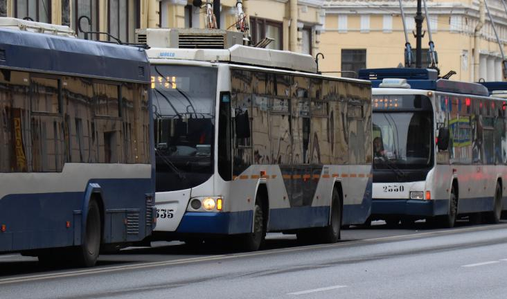 Два петербургских троллейбуса изменят маршруты с 4 ноября
