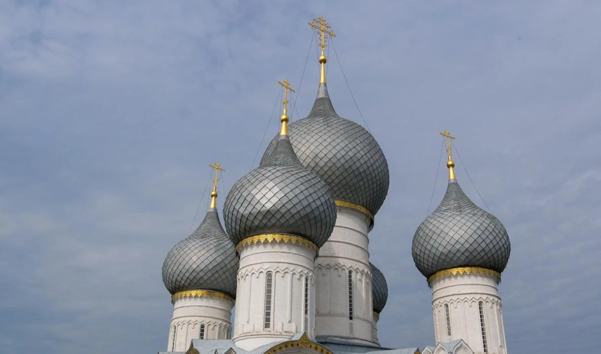 РПЦ открыла 96 горячих линий для помощи нуждающимся во время коронавируса - tvspb.ru