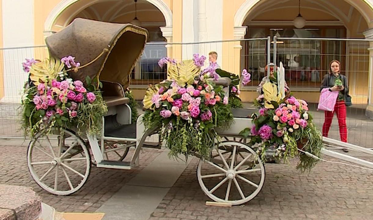 Под музыку Чайковского в Петербурге пройдет парад цветов
