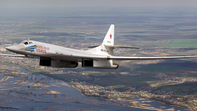 В ходе полета над Балтикой два Ту-160 сопровождали истребители пяти стран