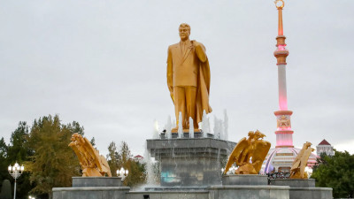 Петербургская делегация посетила концерт в честь 30-летия независимости Туркменистана