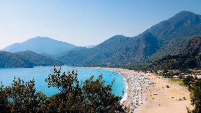 Эксперт рассказал, какие антиковидные ограничения действуют в Турции