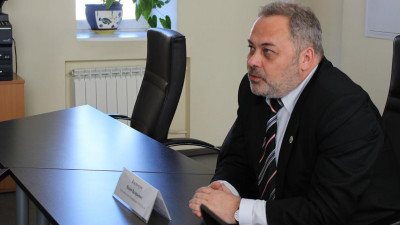 Глава УФАС по Петербургу получил госнаграду и благодарственное письмо президента России