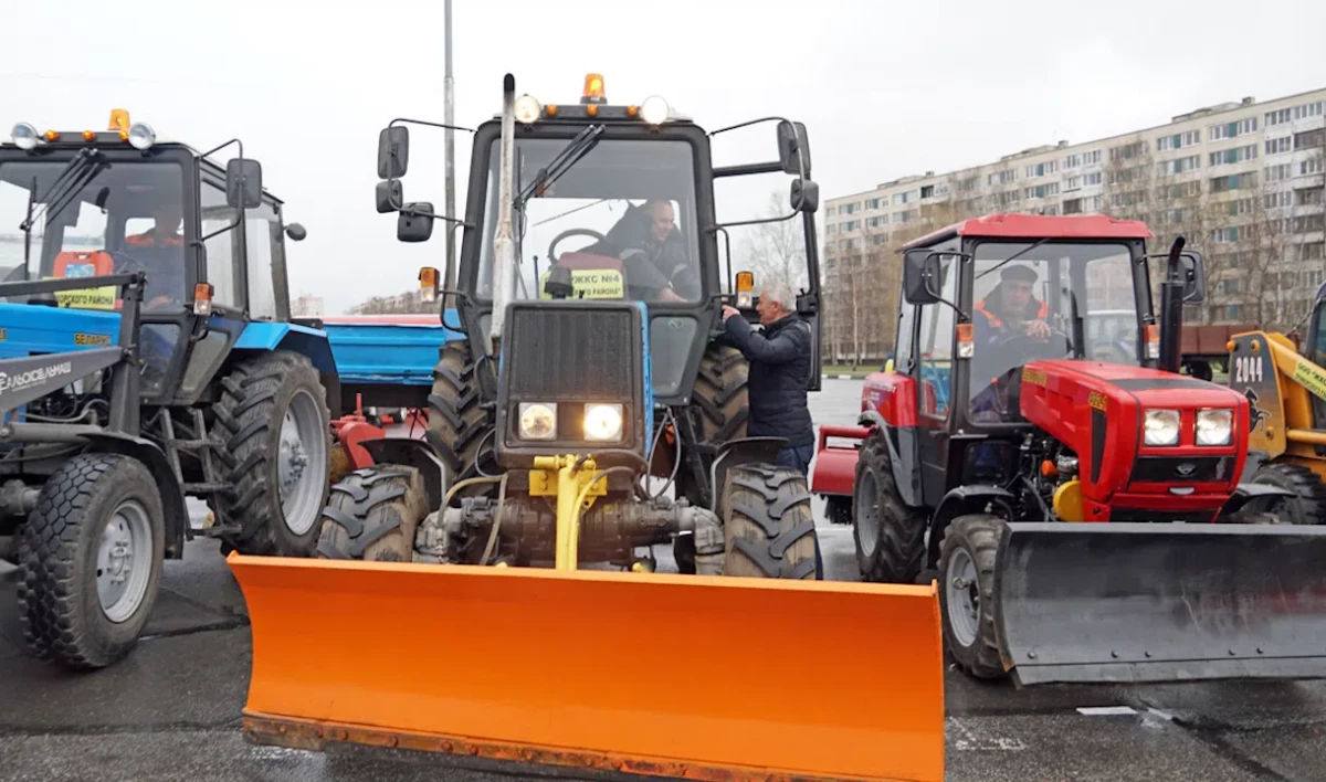 Дорожники перешли в режим повышенной готовности из-за первых заморозков в Петербурге - tvspb.ru