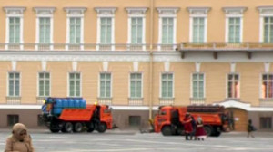 Уборка Дворцовой площади