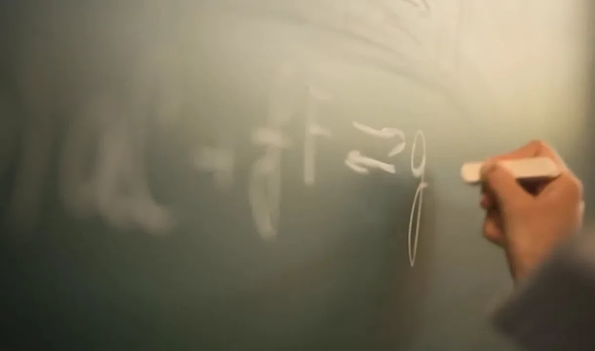 Минпросвещения не планирует продлевать зимние каникулы для школьников из-за COVID - tvspb.ru