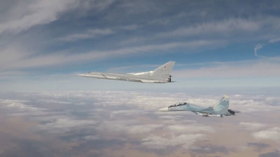 Минобороны РФ опубликовало видео ударов Ту-22М3 по боевикам в Сирии