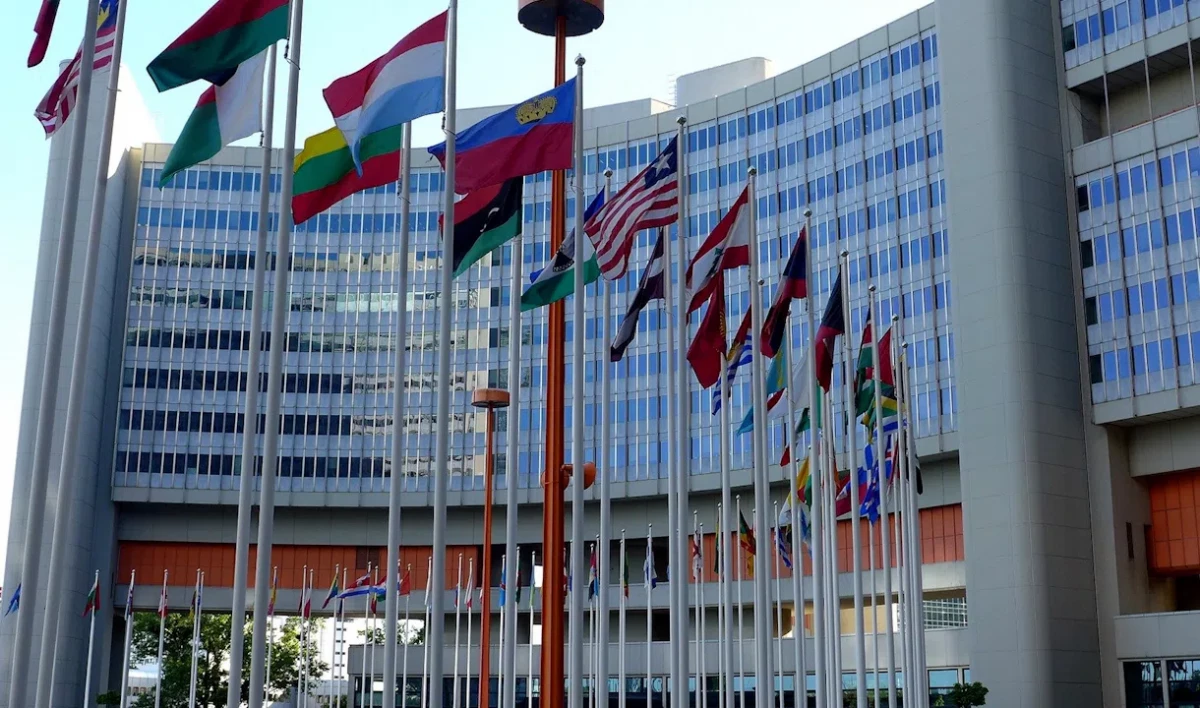 Бельгия, Голландия и Ирландия высылают российских дипломатов - tvspb.ru