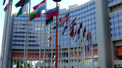 Бельгия, Голландия и Ирландия высылают российских дипломатов