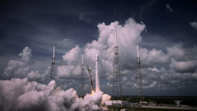 Ракета-носитель Falcon 9 вывела на орбиту корабль Dragon