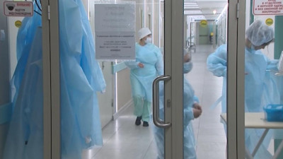 Денис Гусев: Врачи Боткинской больницы работают в круглосуточном режиме