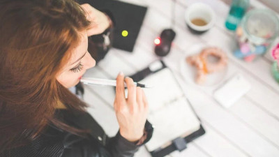 Журнал Forbes составил рейтинг компаний, где женщинам комфортнее всего работать