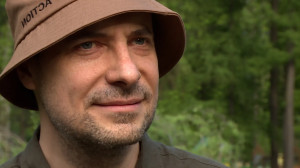 О музыке в жизни, работе в кино и мечтах. Звезда «Прогулки» и «Питер FM» актёр Евгений Цыганов