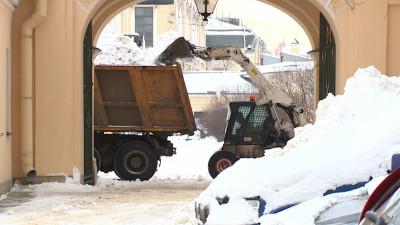 Коммунальщики готовятся к резкому потеплению в Петербурге