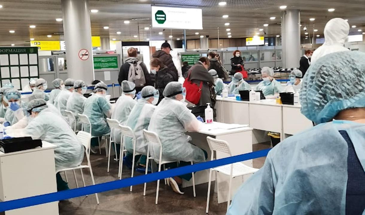 Всех россиян, прилетевших из-за границы, будут тестировать на коронавирус