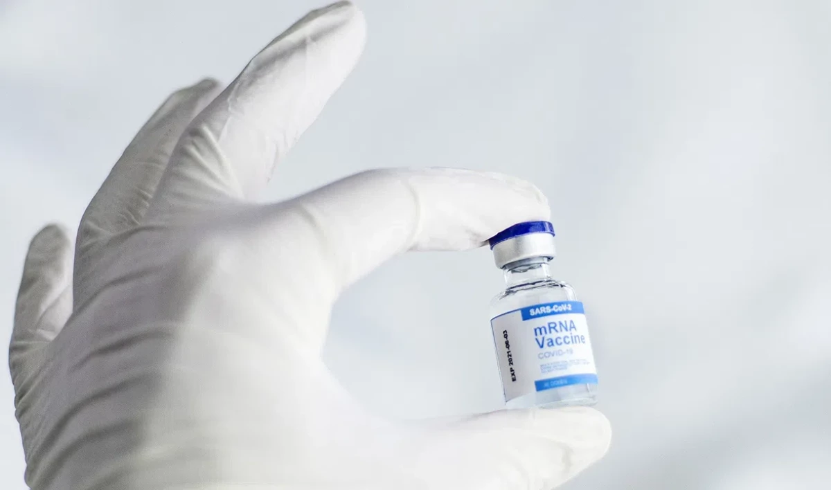 Темпы вакцинации от коронавируса выросли в 4 раза за 1,5 недели - tvspb.ru