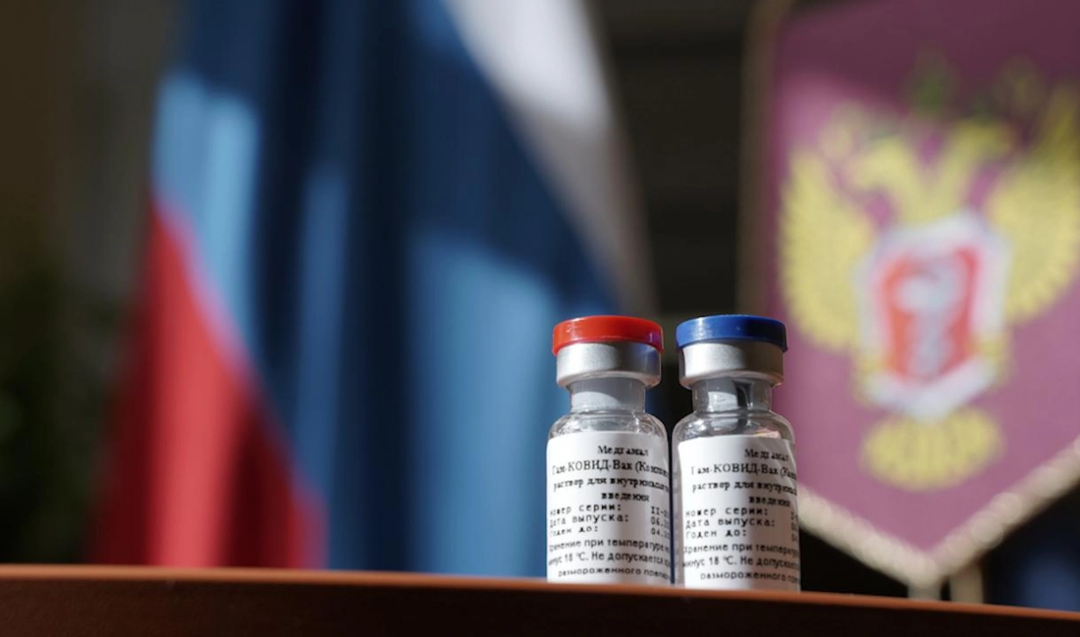 Минздрав России зарегистрировал первую в мире вакцину от коронавируса - tvspb.ru