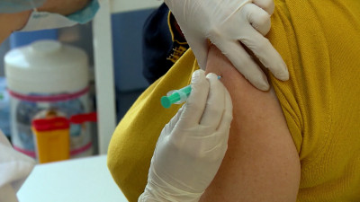 На улицах Петербурга установят шатры для вакцинации от коронавируса