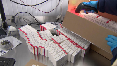 Врач объяснил, почему важно наличие нескольких вакцин от коронавируса в стране