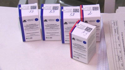 В Петербурге запас вакцины от COVID превышает 440 тысяч доз