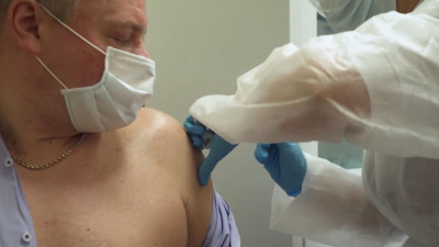 Для петербуржцев создали видеоинструкцию о процедуре вакцинации от COVID