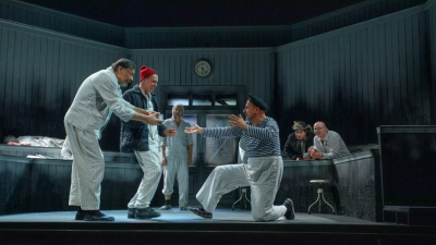 На весенних гастролях МХТ им. Чехова покажет три премьерных спектакля в Петербурге