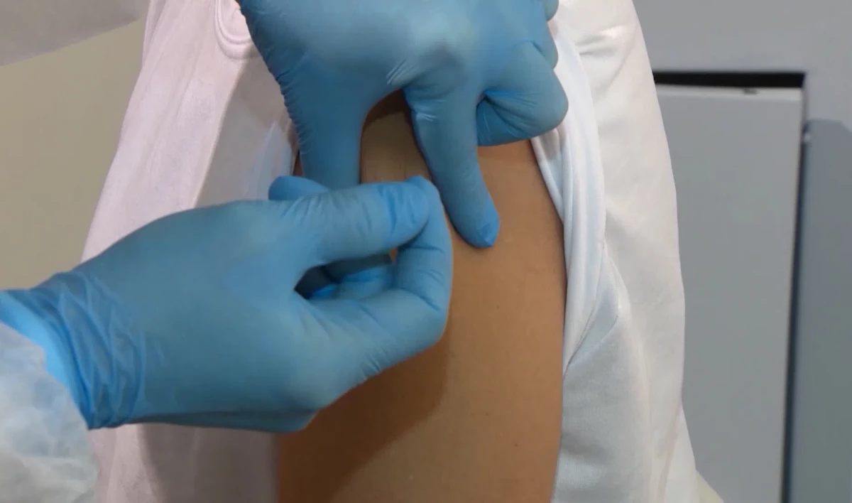 В Петербурге вакцинированы 90% сотрудников транспортной сферы - tvspb.ru