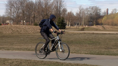 Почти 10 километров велодорожек обустроят в этом году в Петербурге