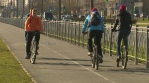 Александр Щербаносов проехал по самой протяженной велодорожке в Санкт-Петербурге.