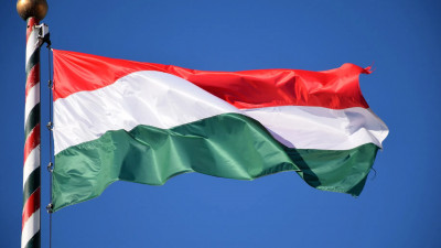 Венгрия начала прием документов от россиян на туристические визы