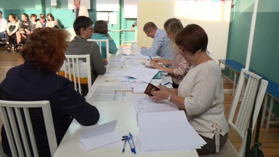 На выборах губернатора Петербурге к 10:00 проголосовали 1,8% избирателя