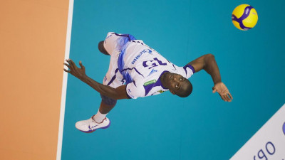 Матч волейбольного «Зенита» с «Локомотивом» перенесли из-за вспышки коронавируса