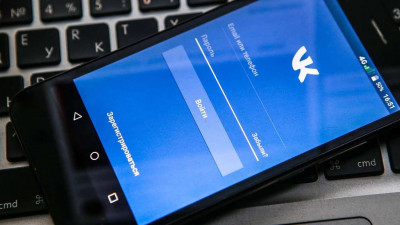 Из-за сбоя во «Вконтакте» сообщества распространяют одно и то же сообщение