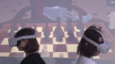 Именитые шахматисты устроили битву в VR-пространстве