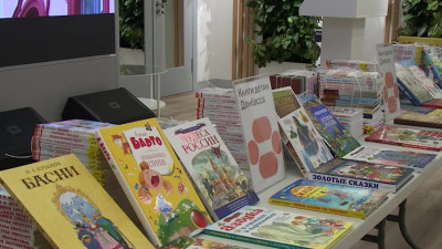 Валентина Матвиенко передала детям Донбасса около 300 книг