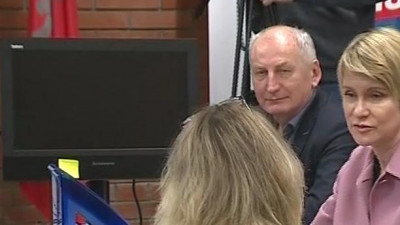 Сопредседатель избирательного штаба Путина встретилась в Петербурге с волонтерами