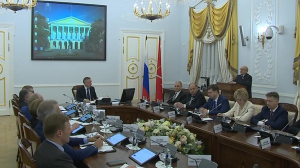 Александр Беглов проводит заседание правительства