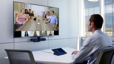 Инвесторы скупают акции американского сервиса для видеоконференций Zoom