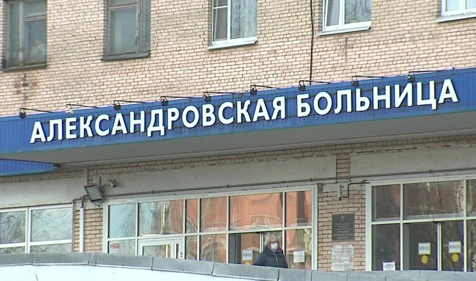 Александровская больница поддержала госпиталь на Донбассе новой техникой - tvspb.ru